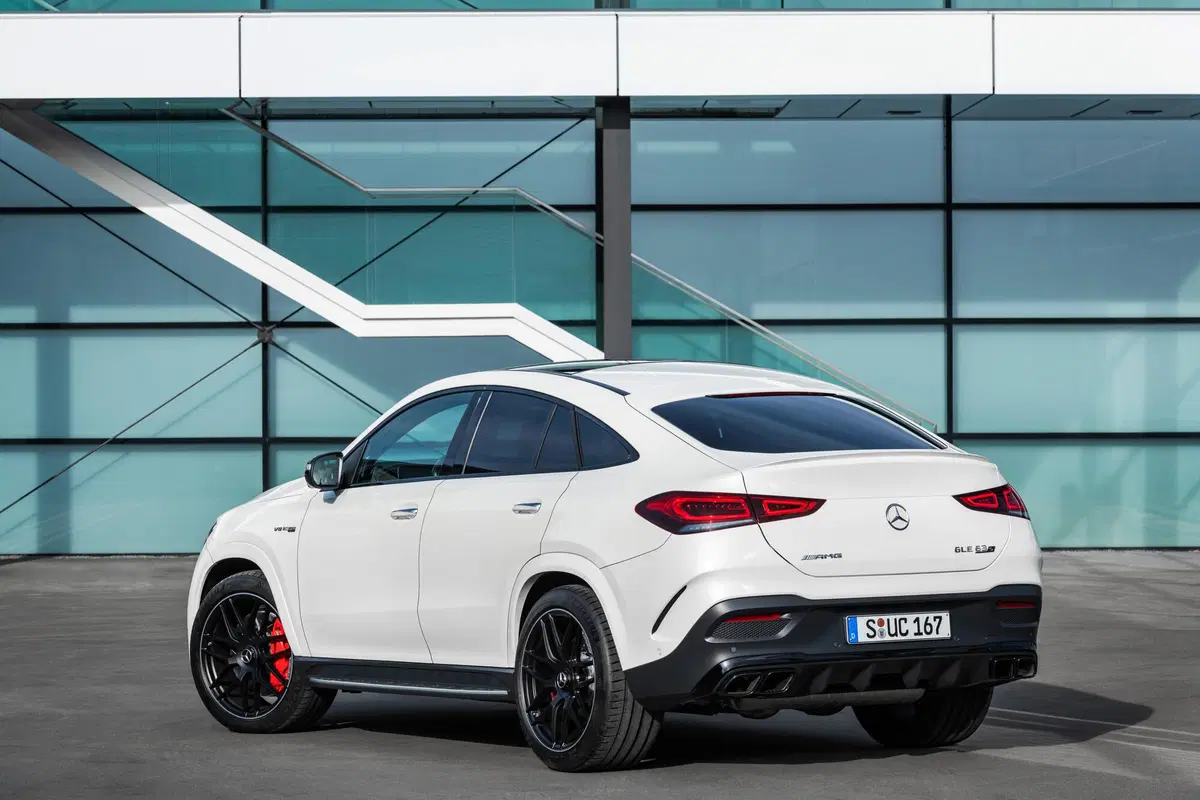 Mercedes-Benz GLE Coupé 63 S 4Matic Coupé AMG (8)