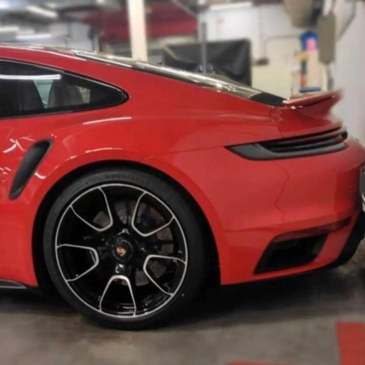 Porsche 911 (992) Turbo S: eccola svelata prima del Salone di Ginevra 2020 [spy] (2)
