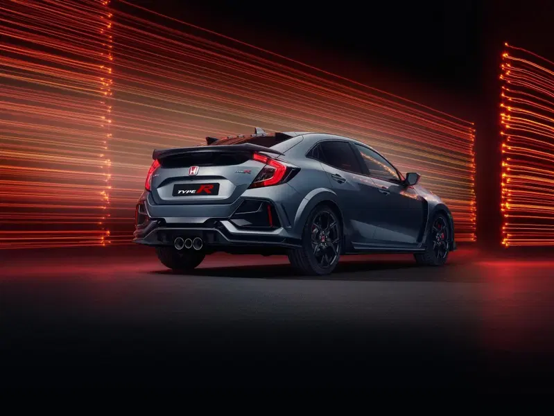 La pi&ugrave; "civile" Civic Type R Sport Line