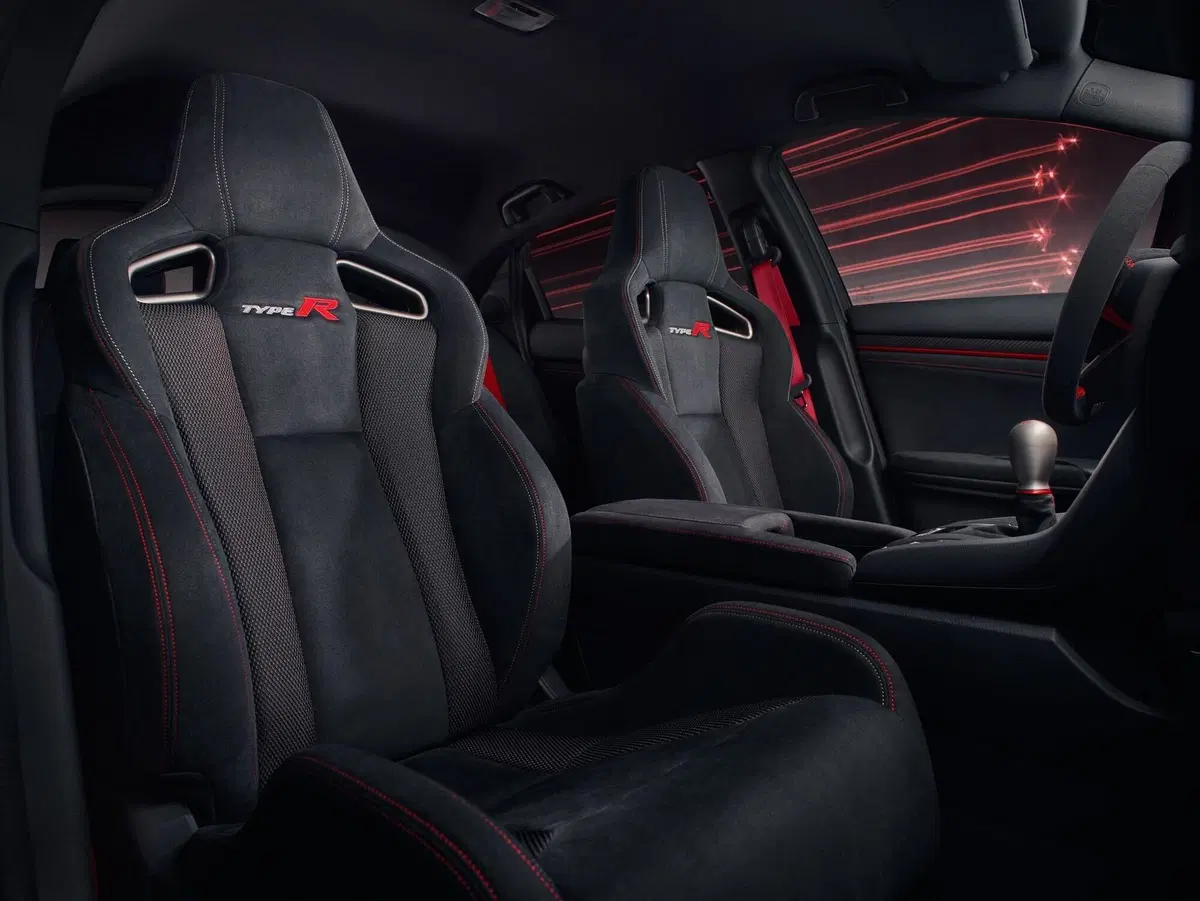 Honda Civic Type R 2020: arrivano due nuove serie speciali  (16)
