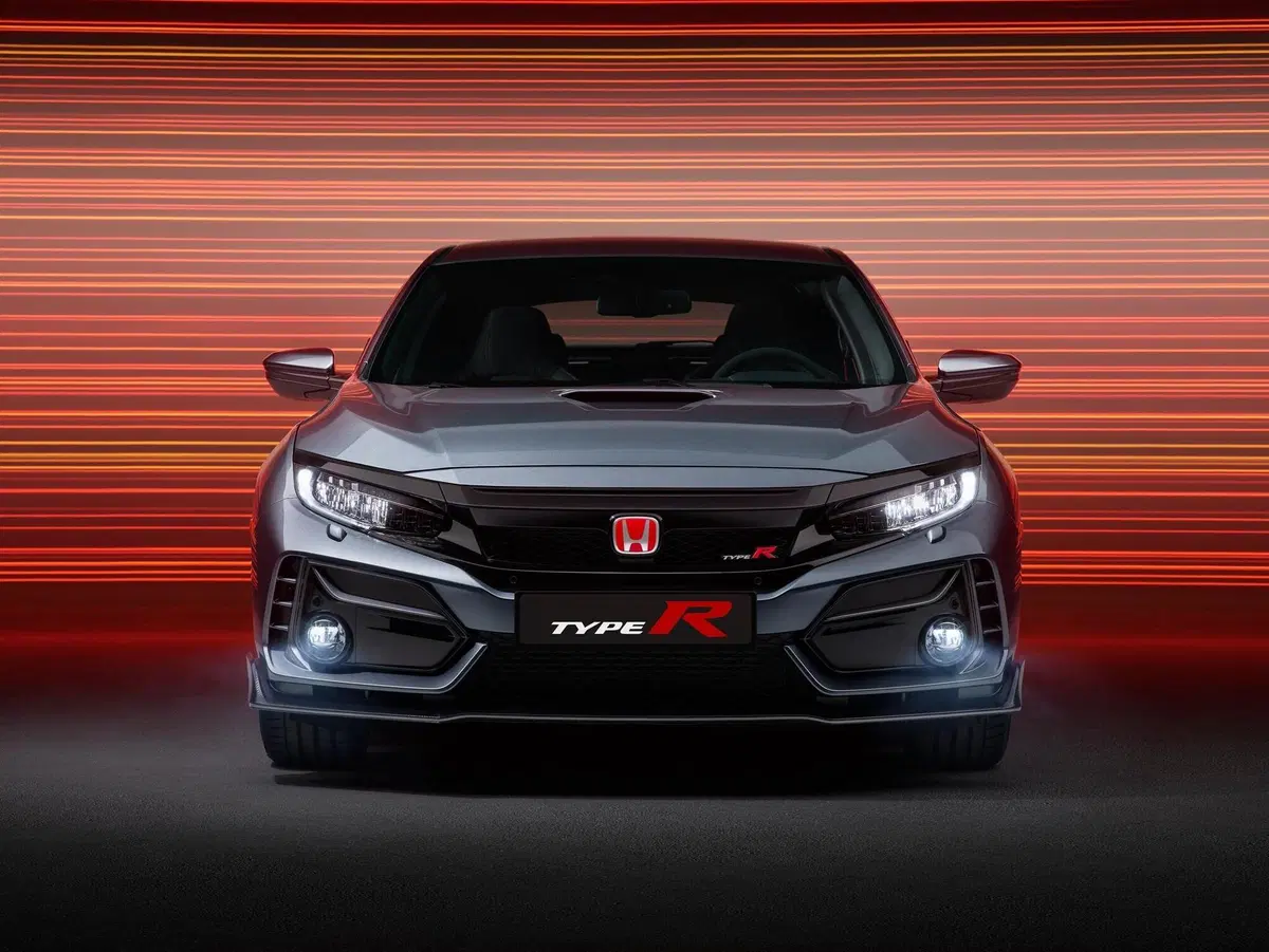 Honda Civic Type R 2020: arrivano due nuove serie speciali  (32)