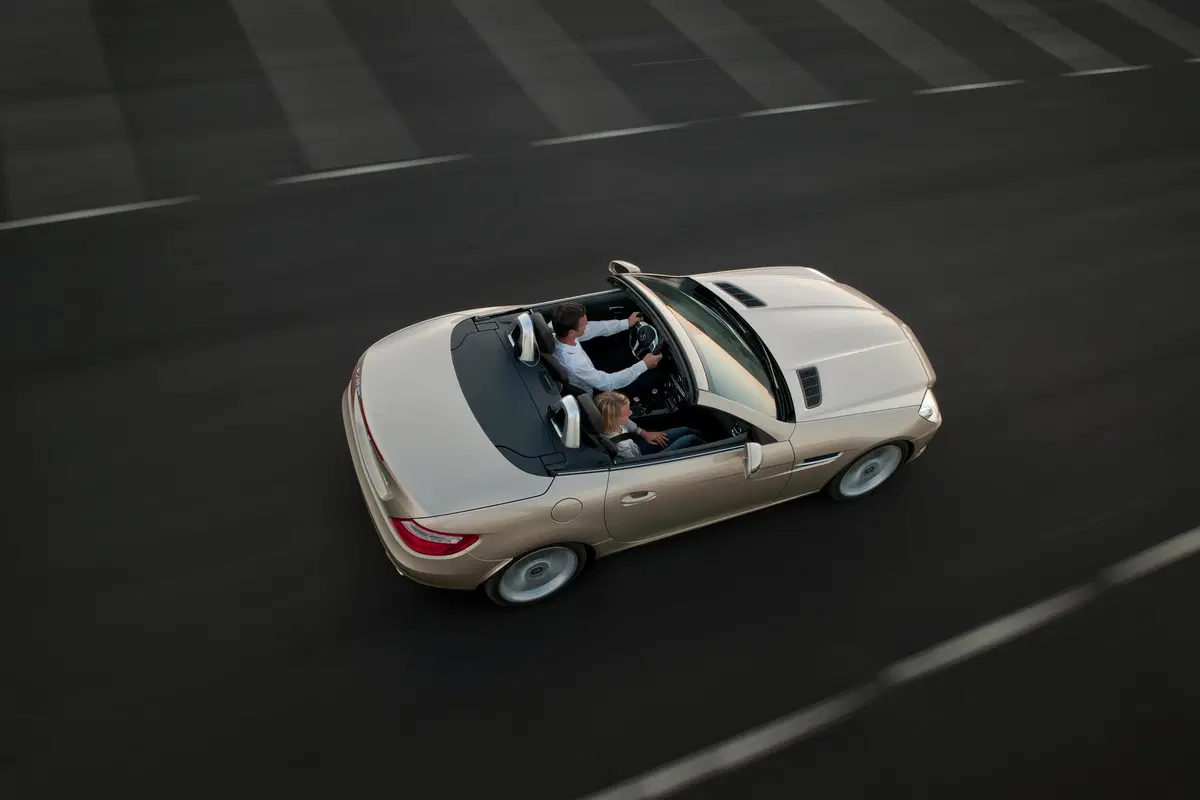 Mercedes-Benz SLK 200 BlueEFFICIENCY Sport (23)