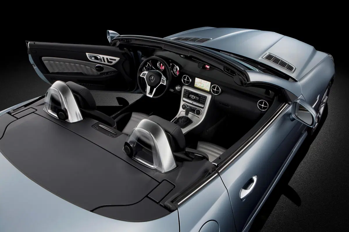 Mercedes-Benz SLK 200 BlueEFFICIENCY Sport (16)