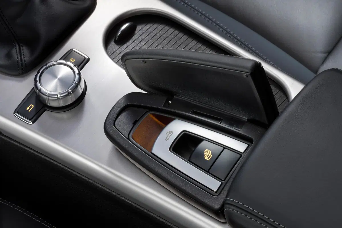 Mercedes-Benz SLK 200 BlueEFFICIENCY Sport (19)
