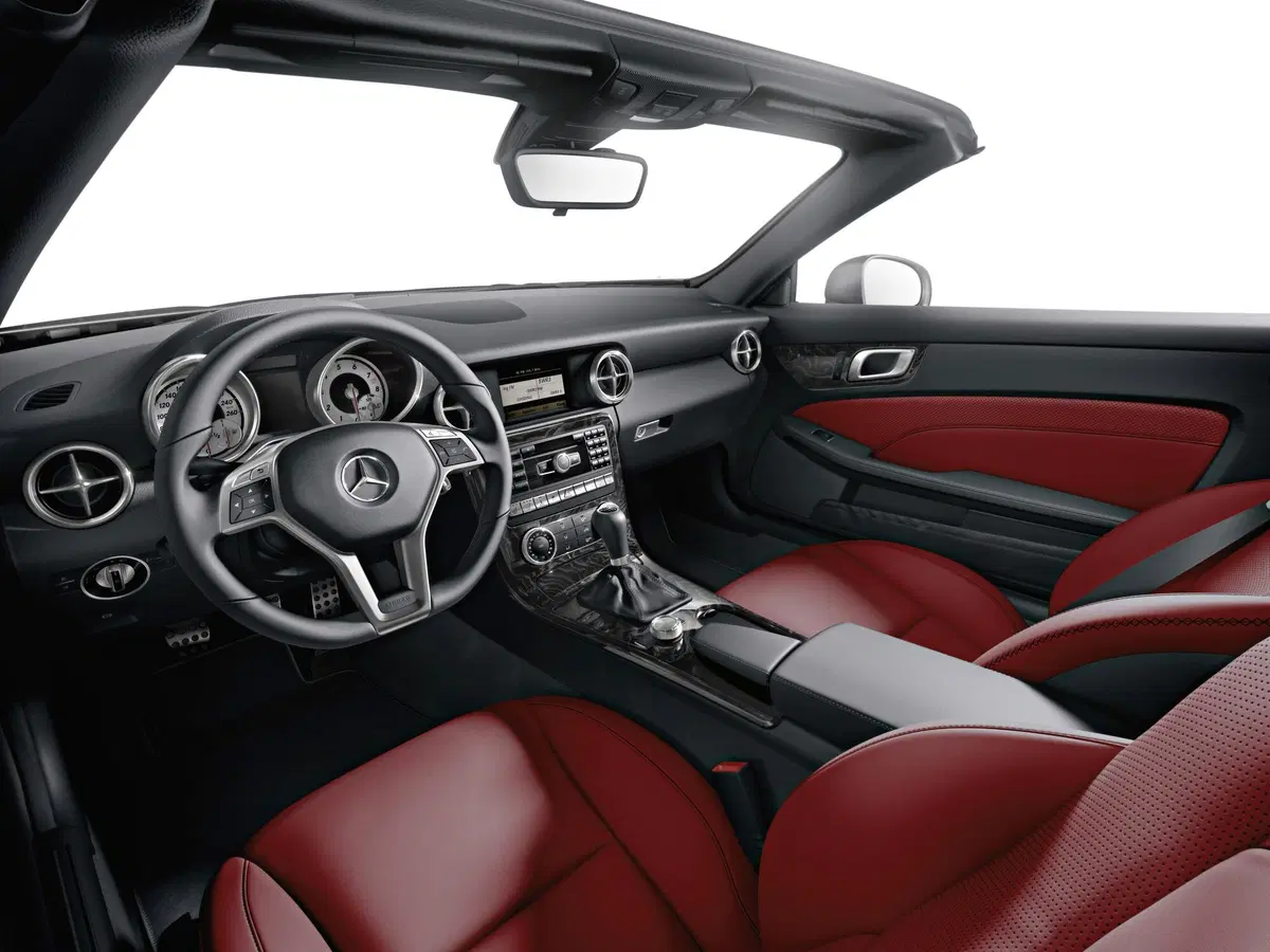 Mercedes-Benz SLK 200 BlueEFFICIENCY Sport (14)