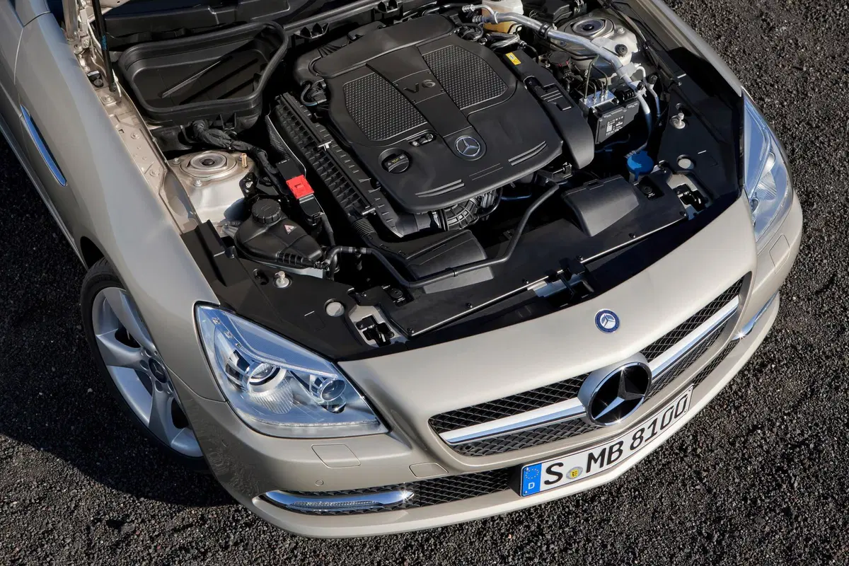 Mercedes-Benz SLK 200 BlueEFFICIENCY Sport (22)