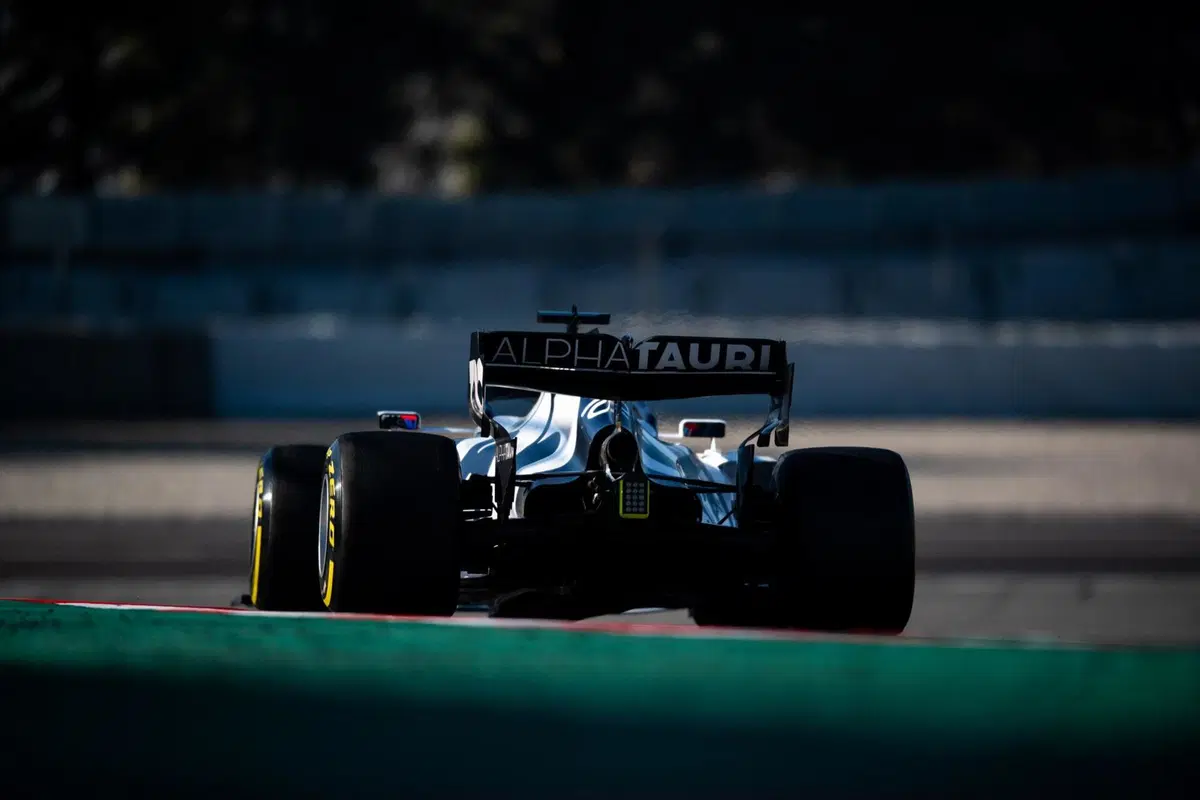 Formula 1 2020, test Barcellona, Day 2: Raikkonen al top (18)