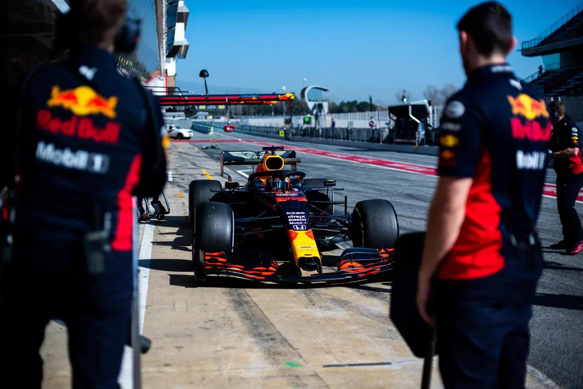 Formula 1 2020, test Barcellona, Day 2: Raikkonen al top (24)