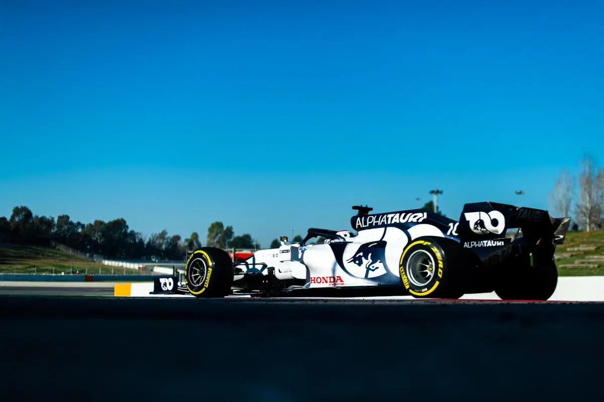 Formula 1 2020, test Barcellona, Day 2: Raikkonen al top (33)