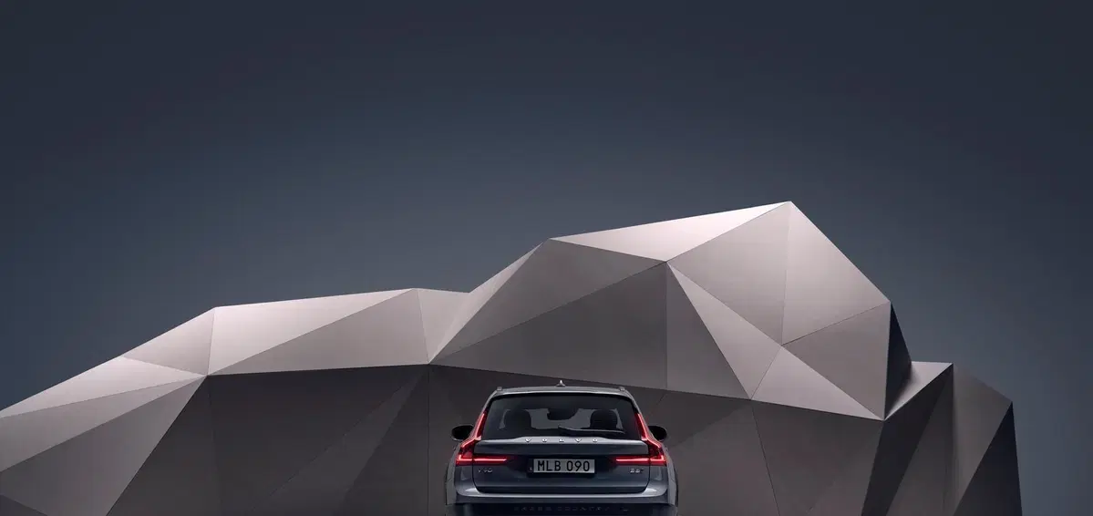 Volvo S90 e V90 2020: restyling e motori mild-hybrid (15)