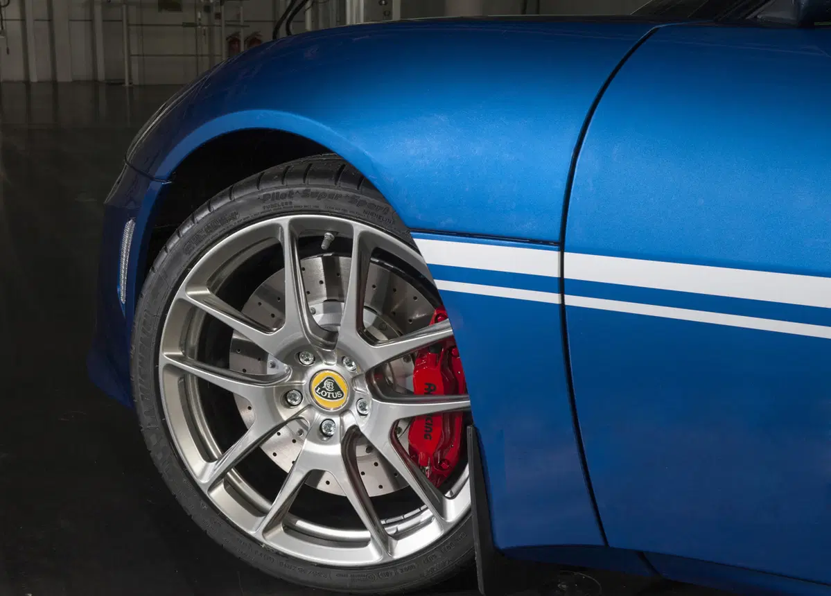 Lotus Evora 400 Hethel Edition, edizione speciale per i 50 anni (5)