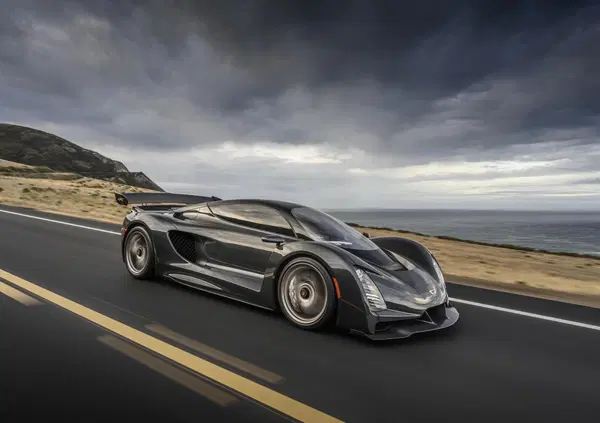 Czinger 21C, i dettagli tecnici della hypercar ibrida da 432 km/h