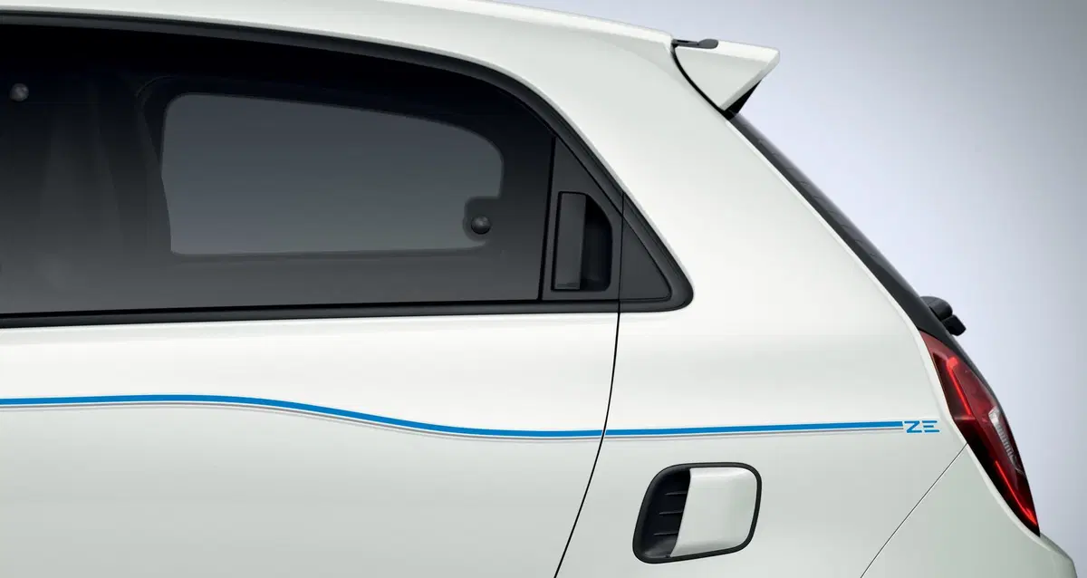 Renault Twingo Z.E., la compatta diventa elettrica (9)