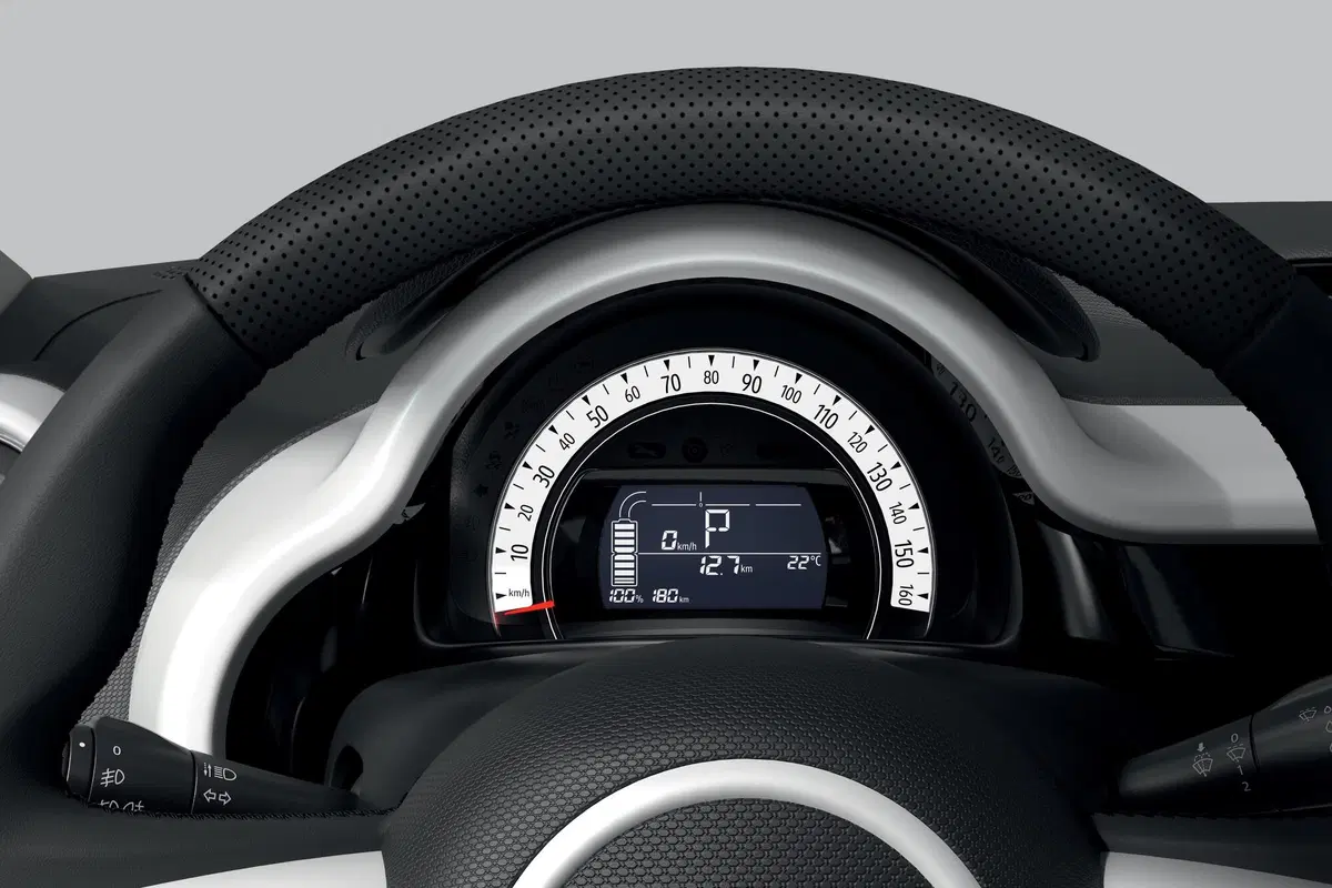 Renault Twingo Z.E., la compatta diventa elettrica (22)