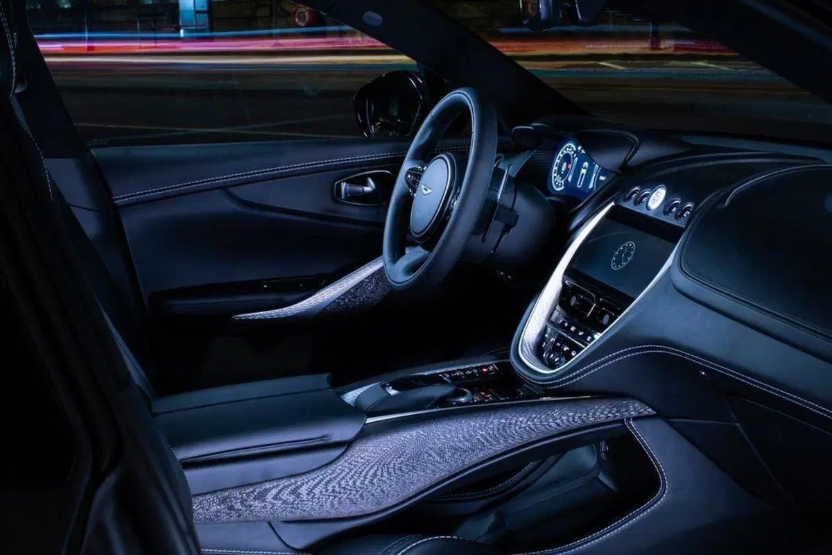 Aston Martin DBX: ecco le personalizzazioni “Q by Aston Martin” (9)