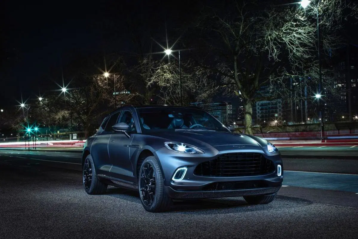 Aston Martin DBX: ecco le personalizzazioni “Q by Aston Martin” (4)