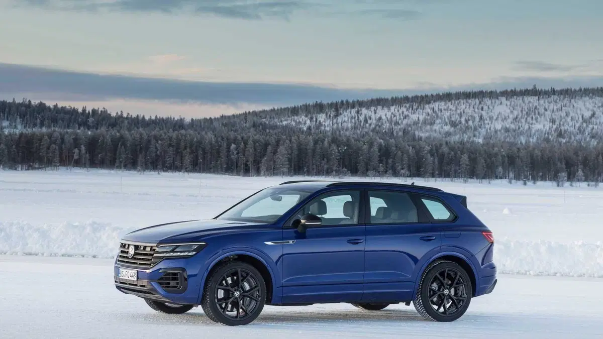 Volkswagen Touareg R, debutto al Salone di Ginevra 2020 (7)