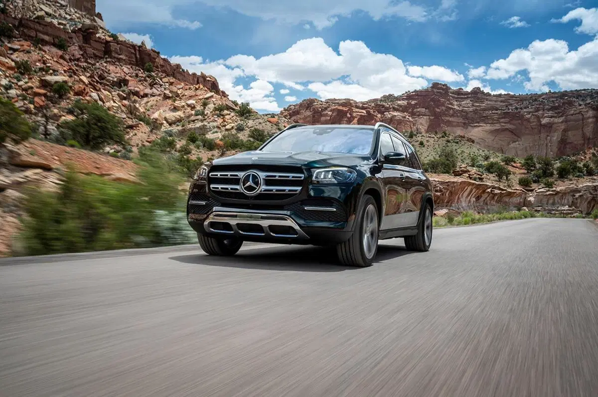 Nuova Mercedes-Benz GLS, è davvero la Classe S dei Suv? [Video] (8)