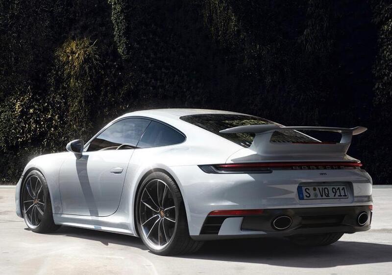 Porsche 911, arrivano i pacchetti firmati Exclusive Manufaktur