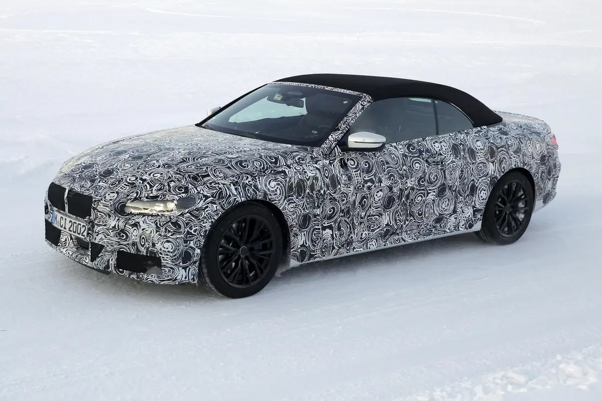 Nuova BMW Serie 4: avvistata con la maxi griglia [Foto spia] (8)
