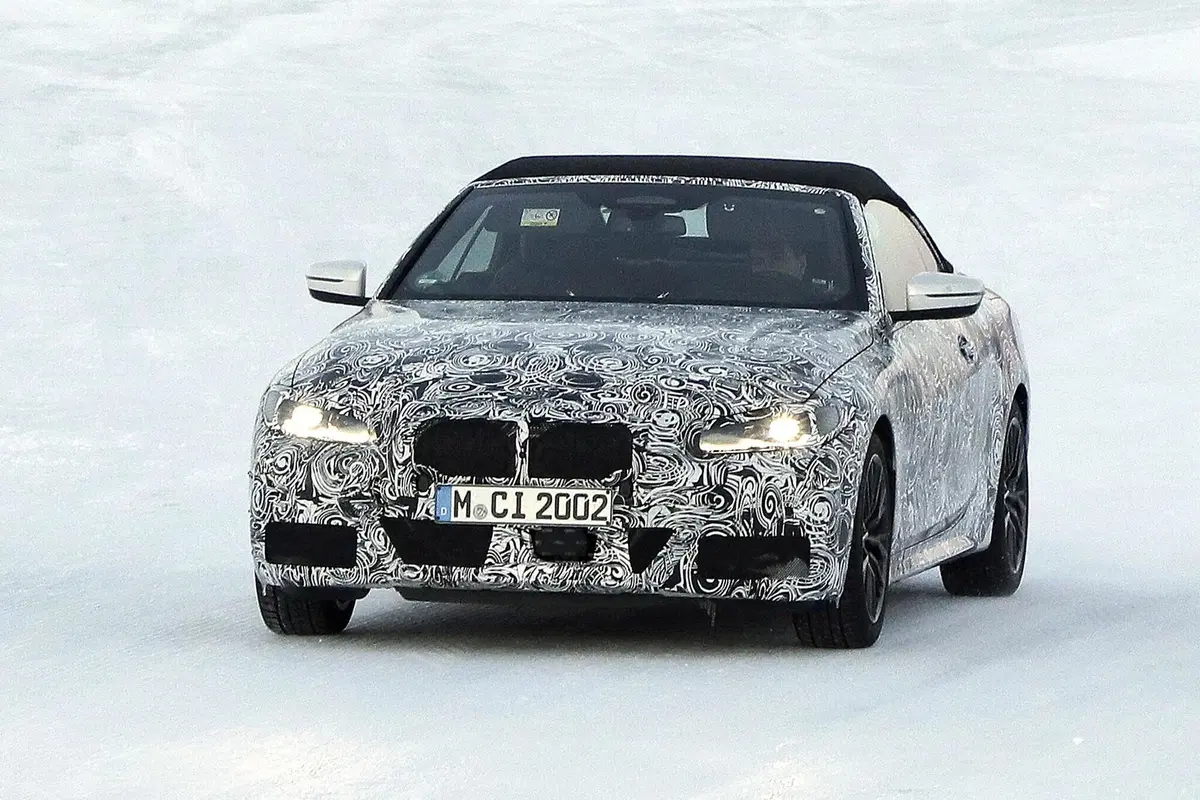 Nuova BMW Serie 4: avvistata con la maxi griglia [Foto spia] (2)