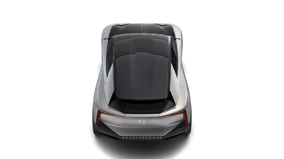 DS Aero Sport Lounge: concept elettrica al Salone di Ginevra 2020 (5)