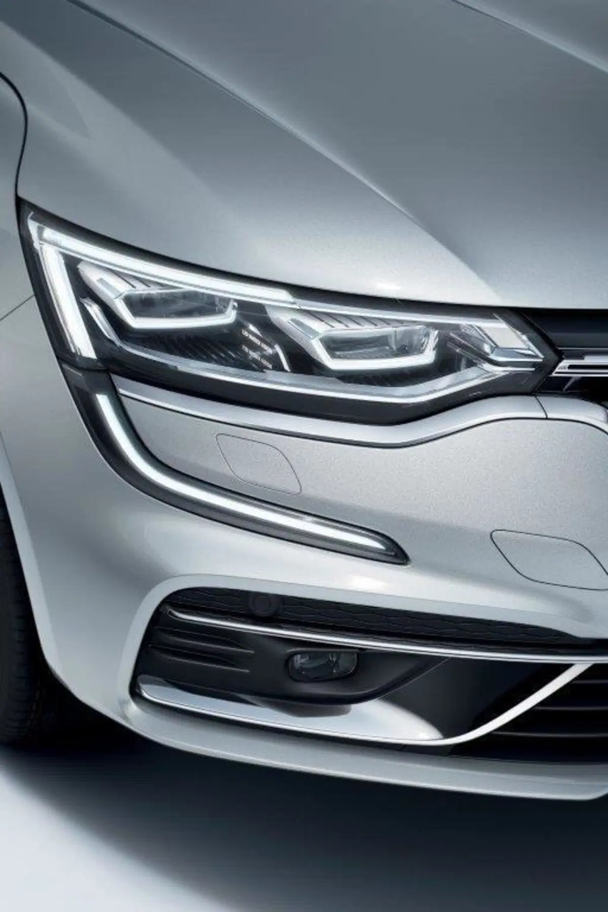 Renault Talisman restyling, debutto al Salone di Ginevra 2020 (7)