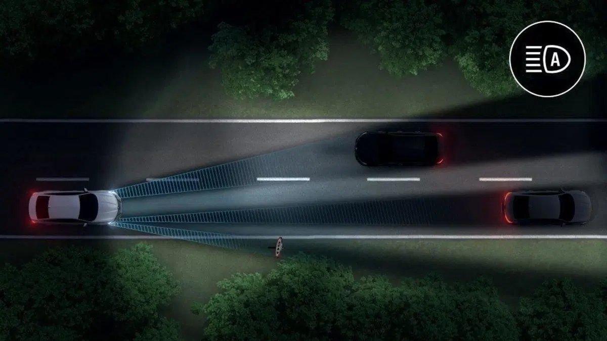 Renault Talisman restyling, debutto al Salone di Ginevra 2020 (14)
