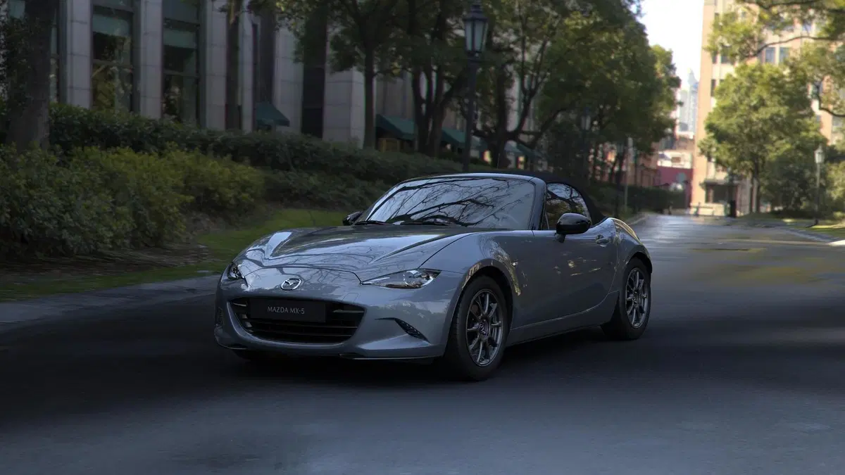 Mazda MX-5 2020: nuovi colori e più sportività (4)