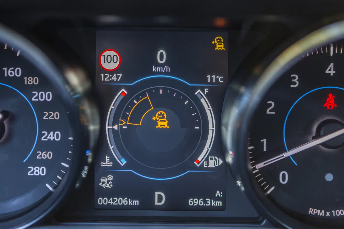 Jaguar AWD: la trazione integrale arriva su XE e XF (12)