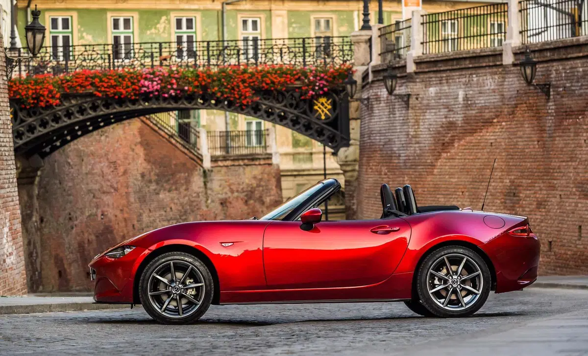Mazda MX-5 (2)