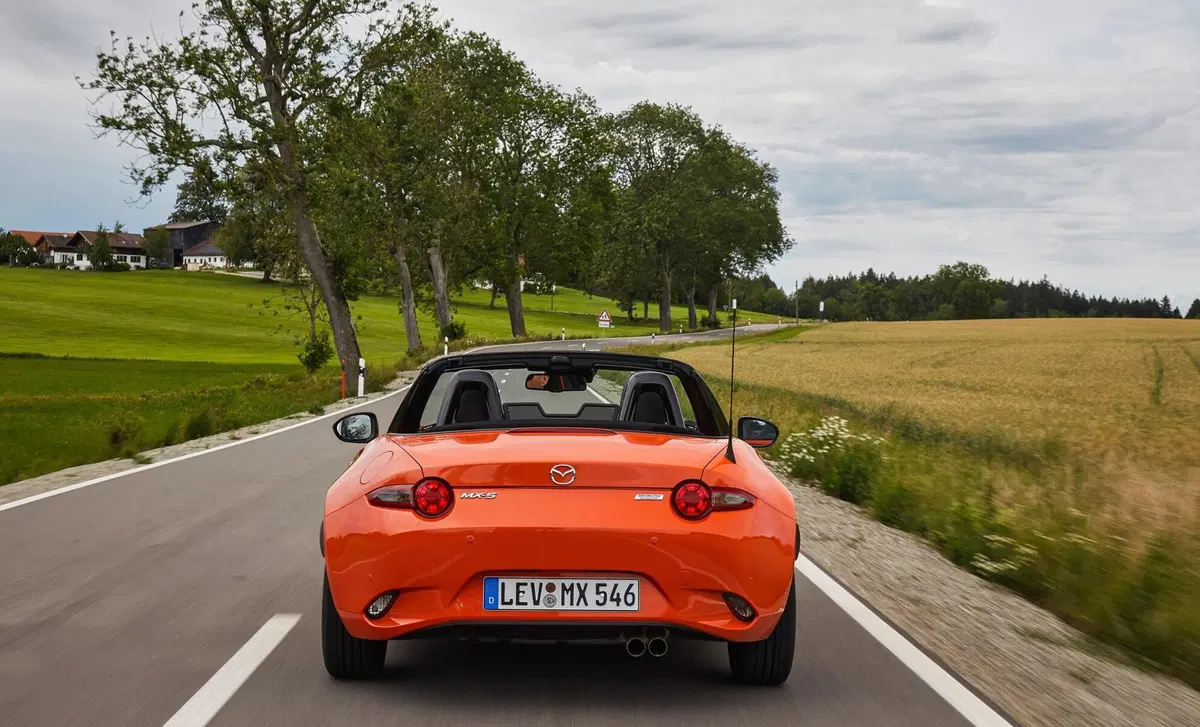 Mazda MX-5 (5)
