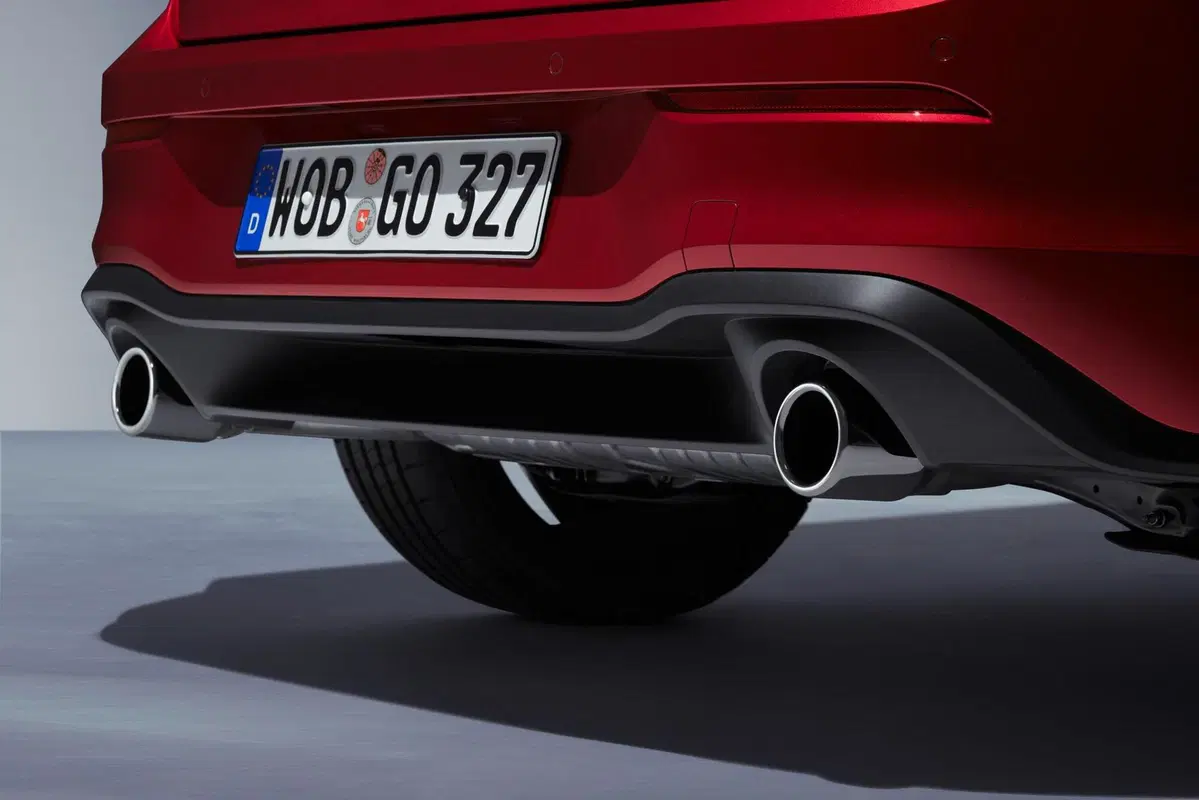 Volkswagen Golf GTI Mk8: 245 CV per l'iconica sportiva tedesca (7)