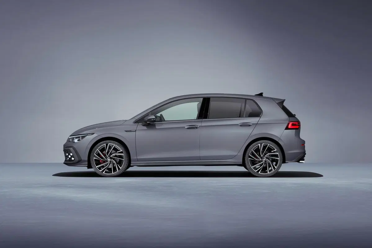 Volkswagen Golf GTD 2020: diesel da 200 CV al Salone di Ginevra 2020 (10)
