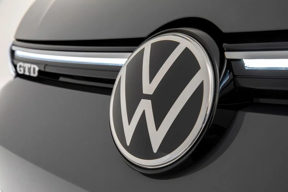 Volkswagen Golf GTD 2020: diesel da 200 CV al Salone di Ginevra 2020 (13)