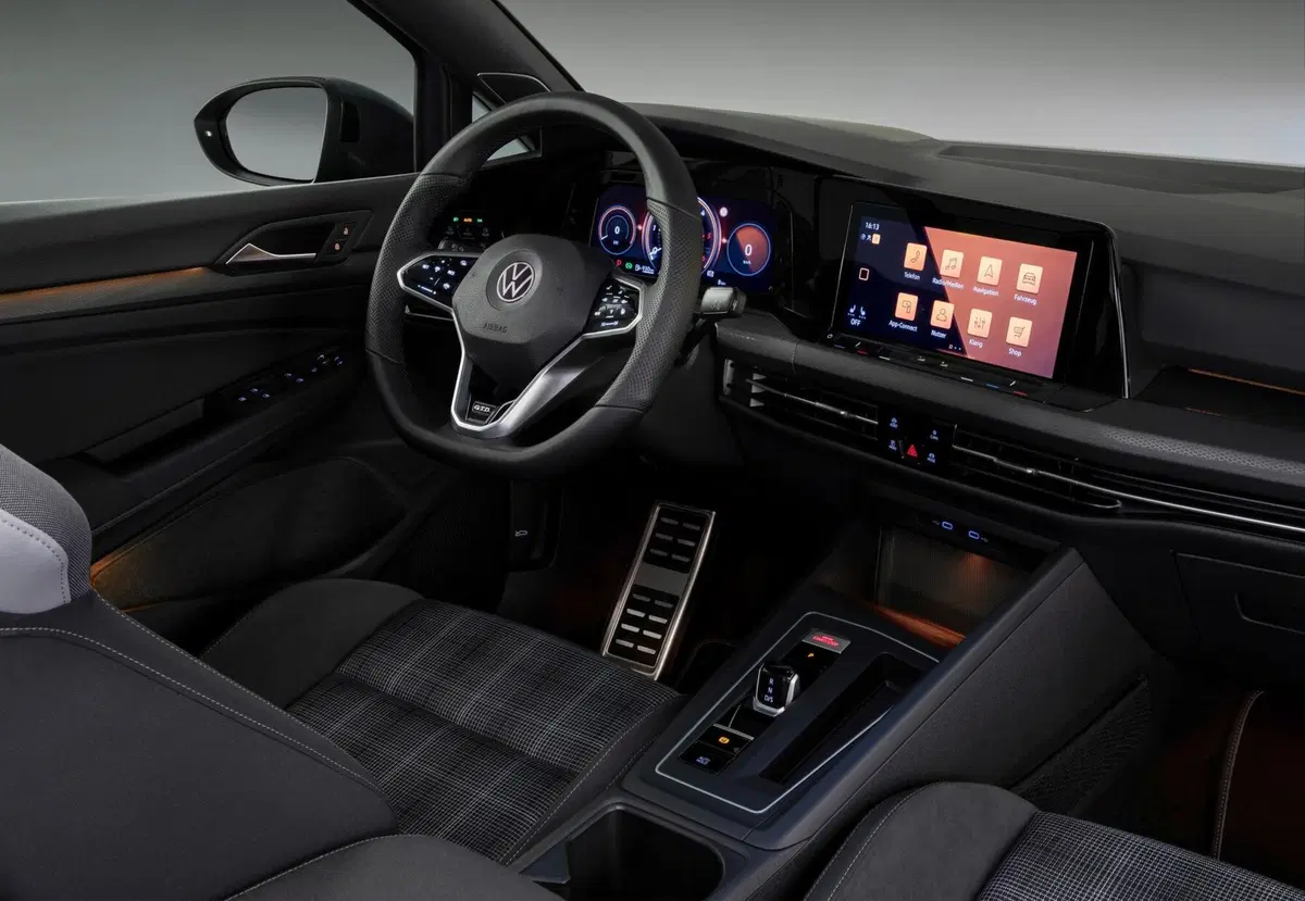 Volkswagen Golf GTD 2020: diesel da 200 CV al Salone di Ginevra 2020 (4)
