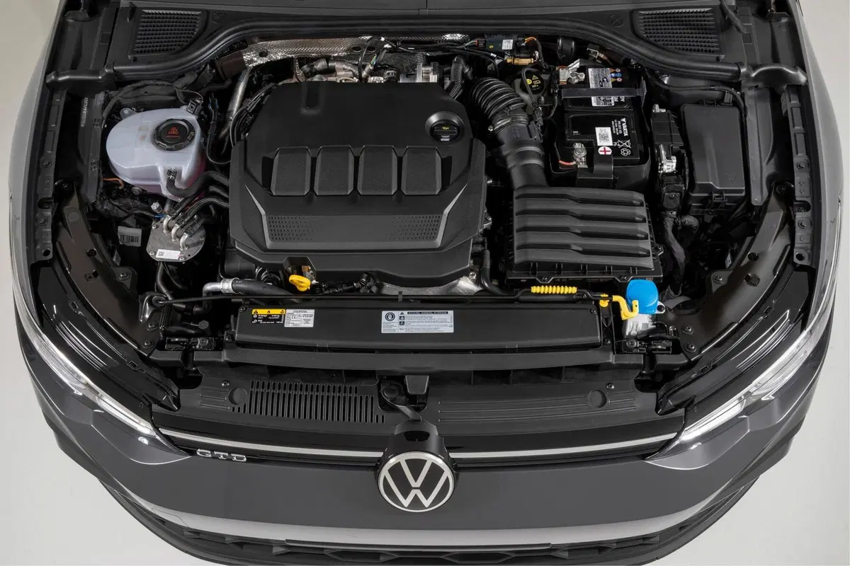 Volkswagen Golf GTD 2020: diesel da 200 CV al Salone di Ginevra 2020 (5)