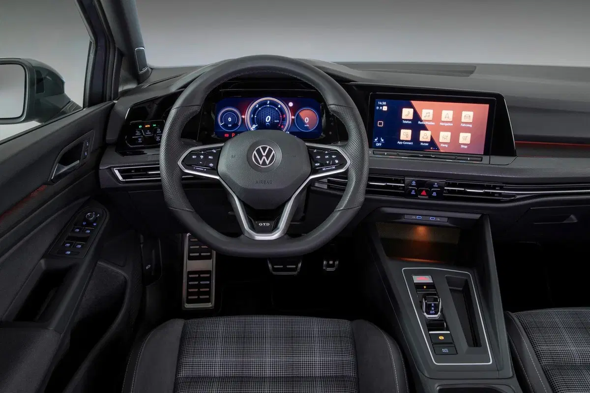 Volkswagen Golf GTD 2020: diesel da 200 CV al Salone di Ginevra 2020 (15)