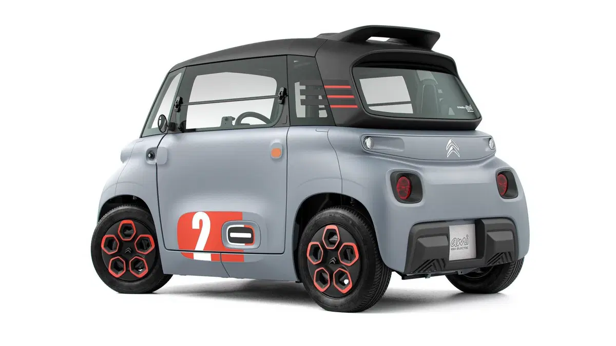 Citroën Ami: la microcar elettrica diventa realtà (10)