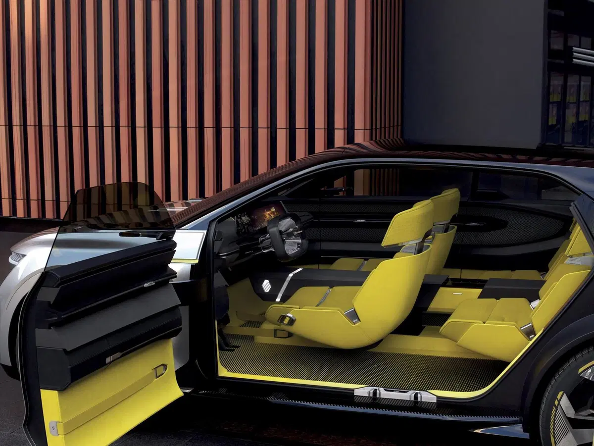 Renault Morphoz: concept elettrica al Salone di Ginevra 2020 (22)