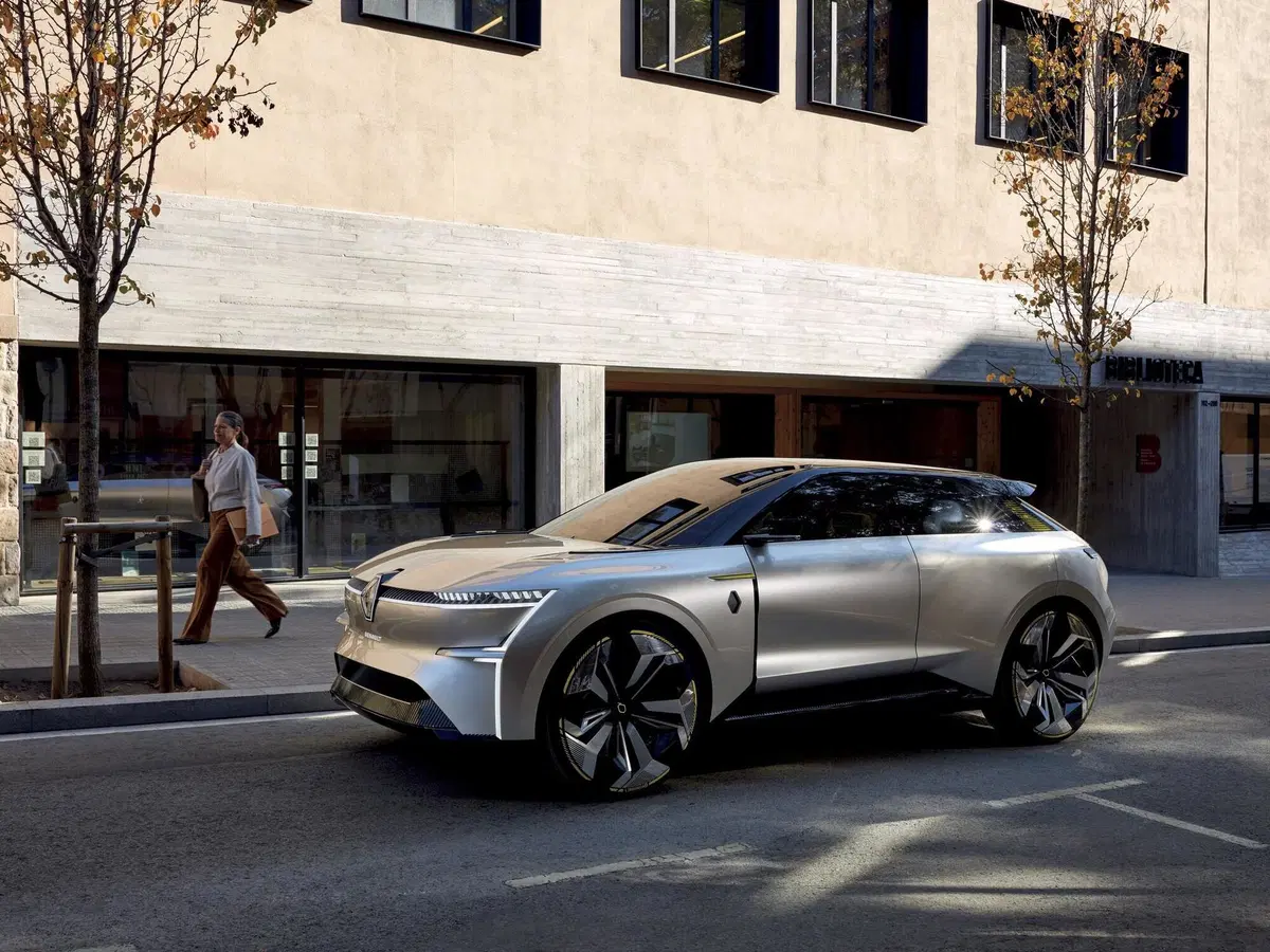 Renault Morphoz: concept elettrica al Salone di Ginevra 2020 (19)
