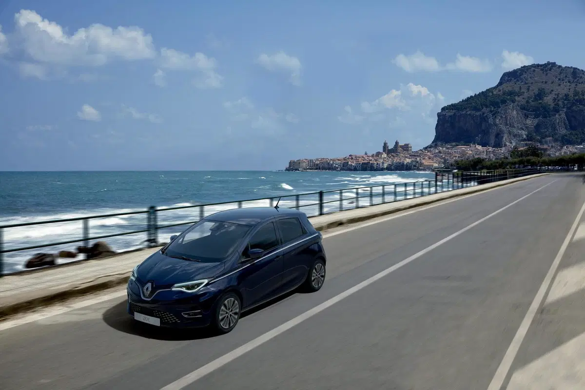 Renault Zoe Riviera: special edition che si ispira all'oceano