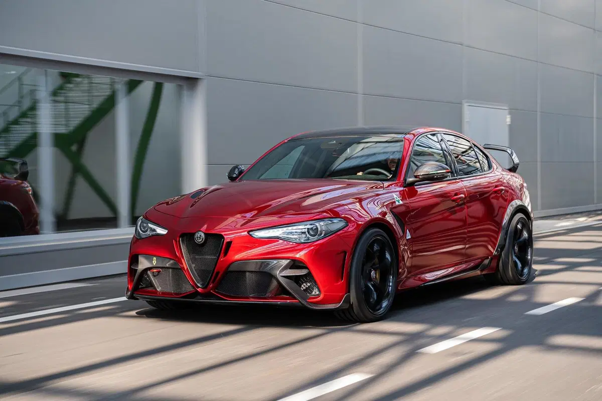 Alfa Romeo Giulia GTA, la Bestia da 540 CV (18)