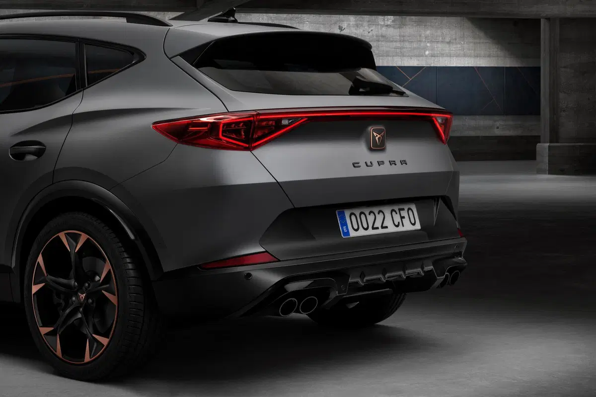 CUPRA Formentor, ecco il primo modello inedito della casa (4)
