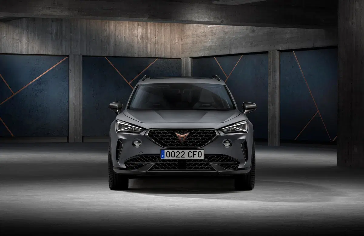 CUPRA Formentor, ecco il primo modello inedito della casa (10)