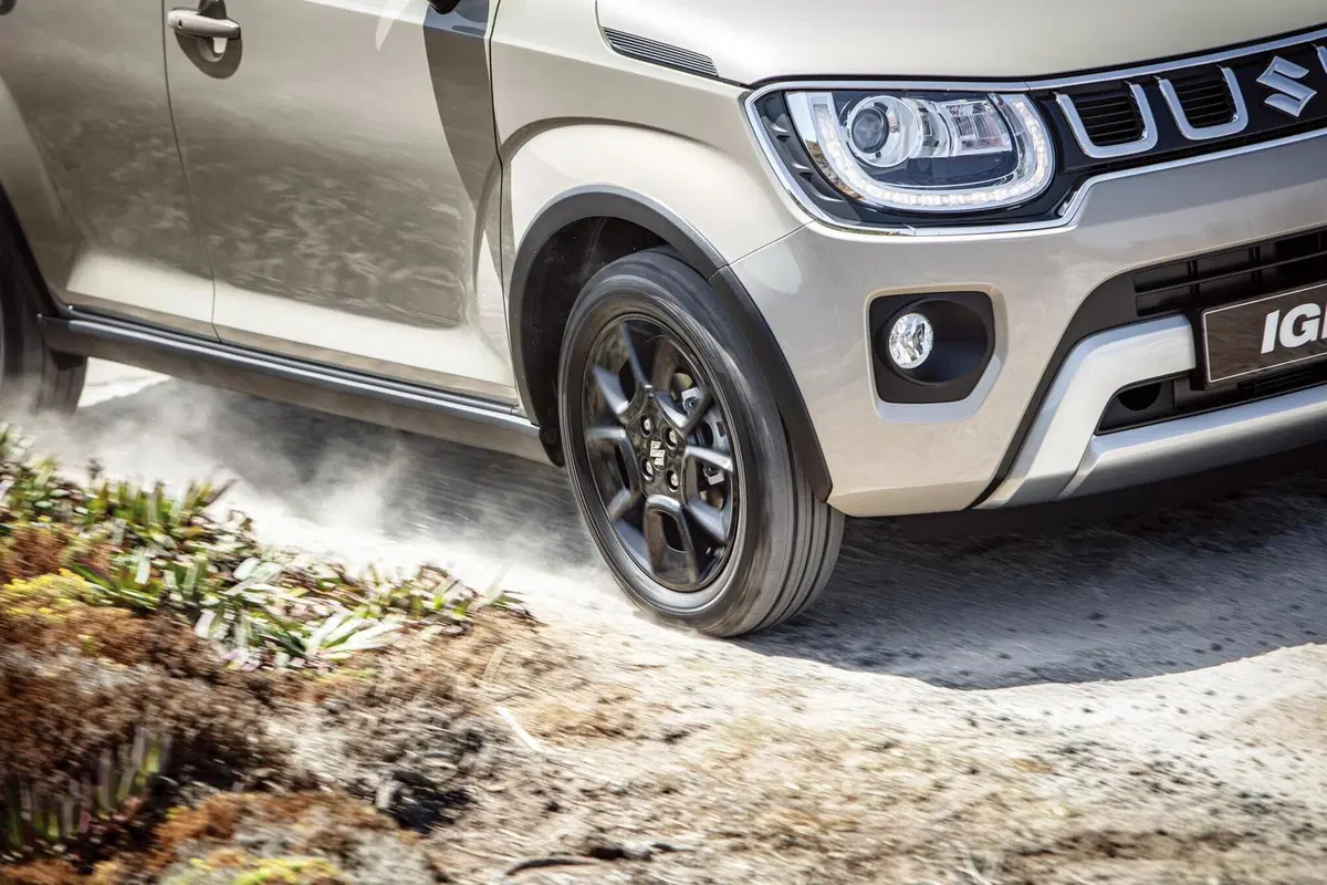 Suzuki Ignis Hybrid 2020: restyling e sistema ibrido migliorato (13)
