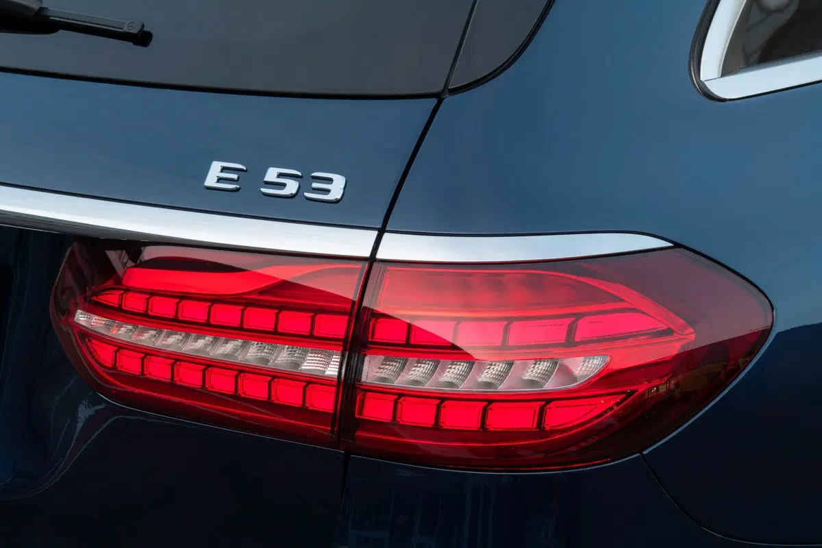 Mercedes AMG E 53 4MATIC+ Wagon (8)