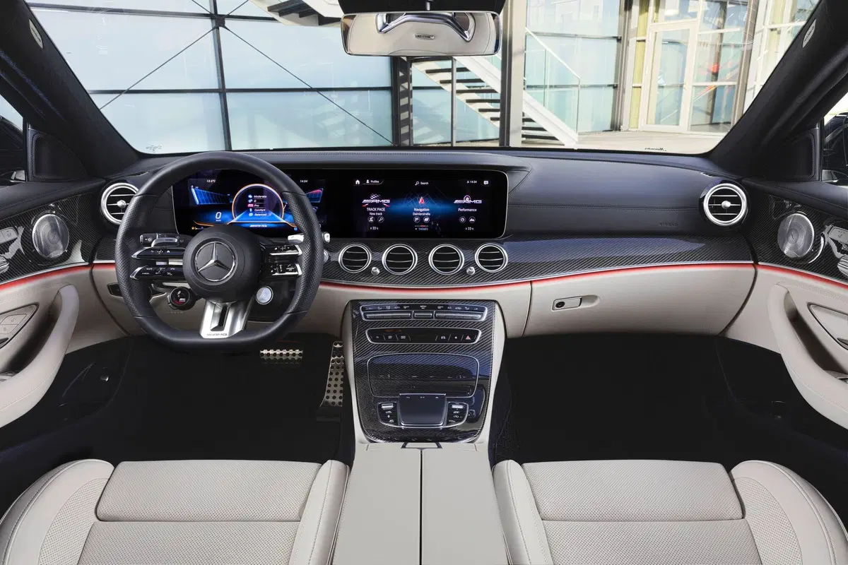 Mercedes AMG E 53 4MATIC+ Wagon (19)