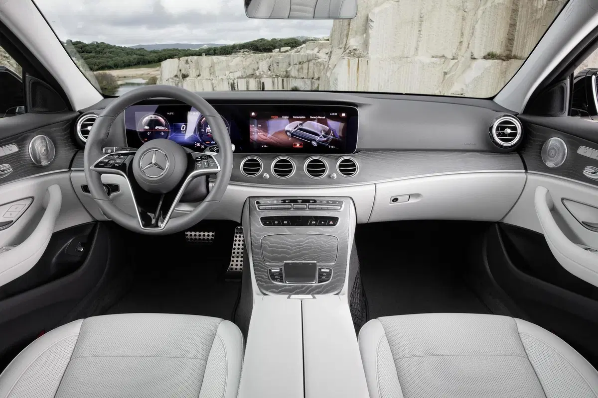 Mercedes Classe E 2020: restyling per la berlina tedesca (4)