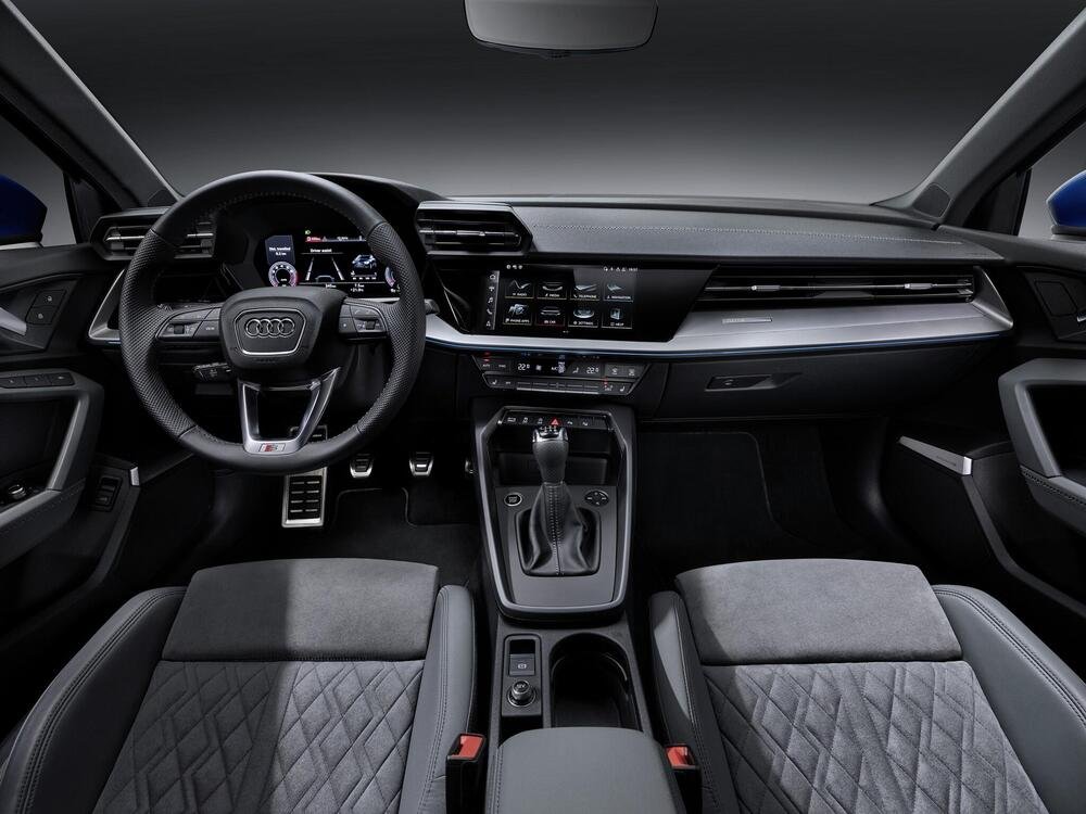 Gli interni tecnologici ed ecologici della nuova Audi A3 Sportback